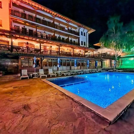 Sevastokrator Relax & Congress Hotel อาร์บานาซิ ภายนอก รูปภาพ