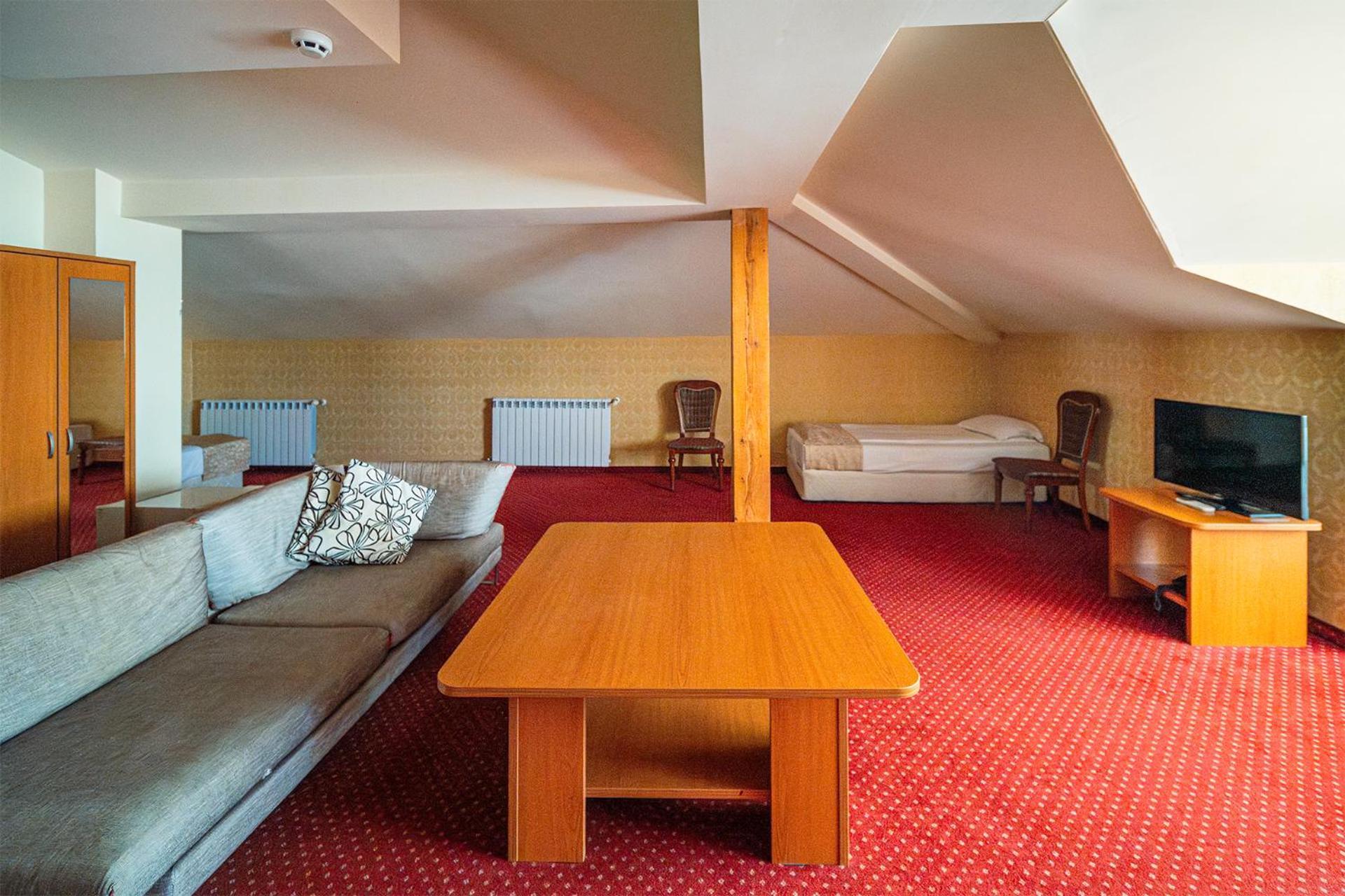 Sevastokrator Relax & Congress Hotel อาร์บานาซิ ภายนอก รูปภาพ