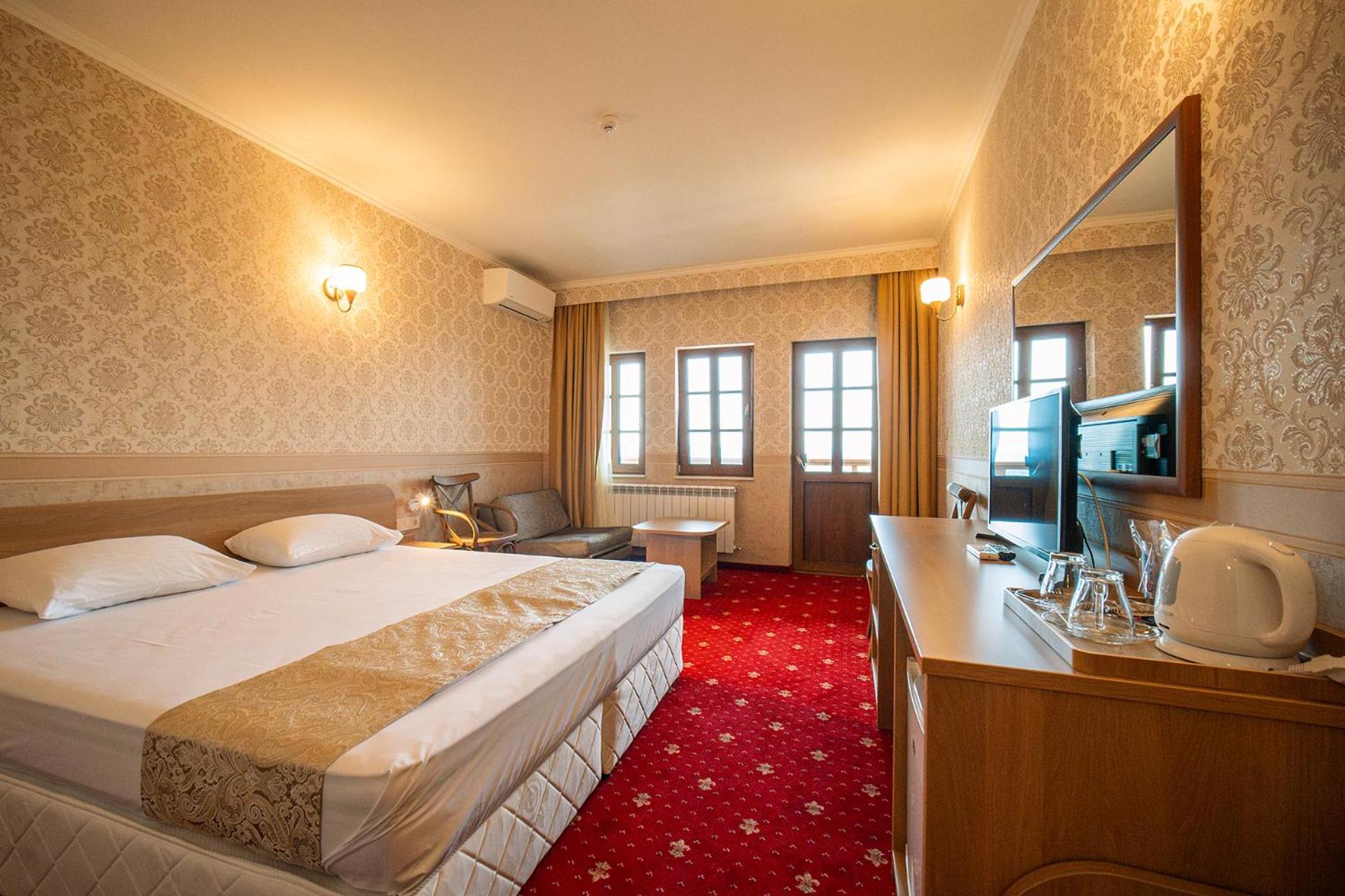 Sevastokrator Relax & Congress Hotel อาร์บานาซิ ภายนอก รูปภาพ