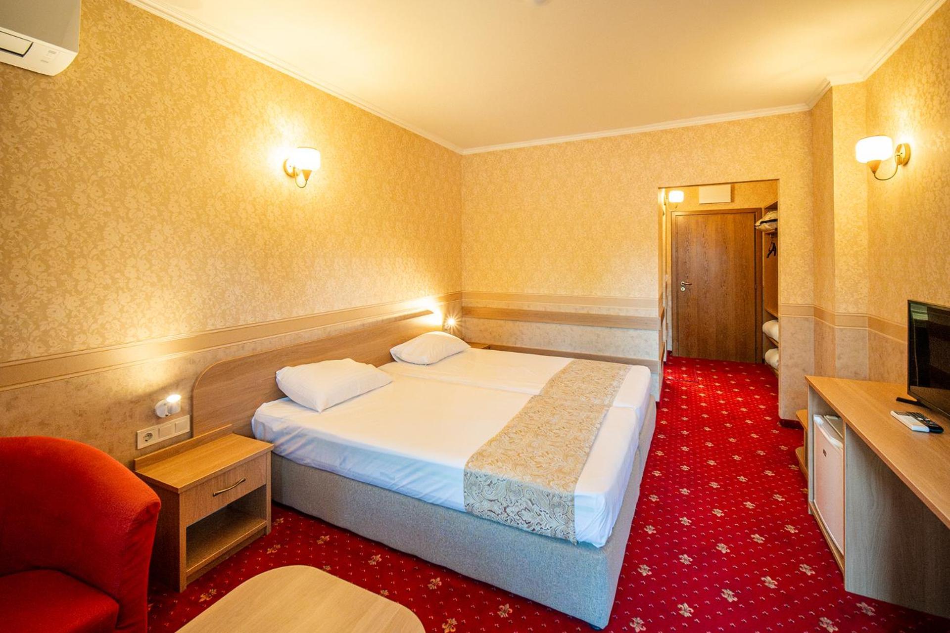 Sevastokrator Relax & Congress Hotel อาร์บานาซิ ภายนอก รูปภาพ