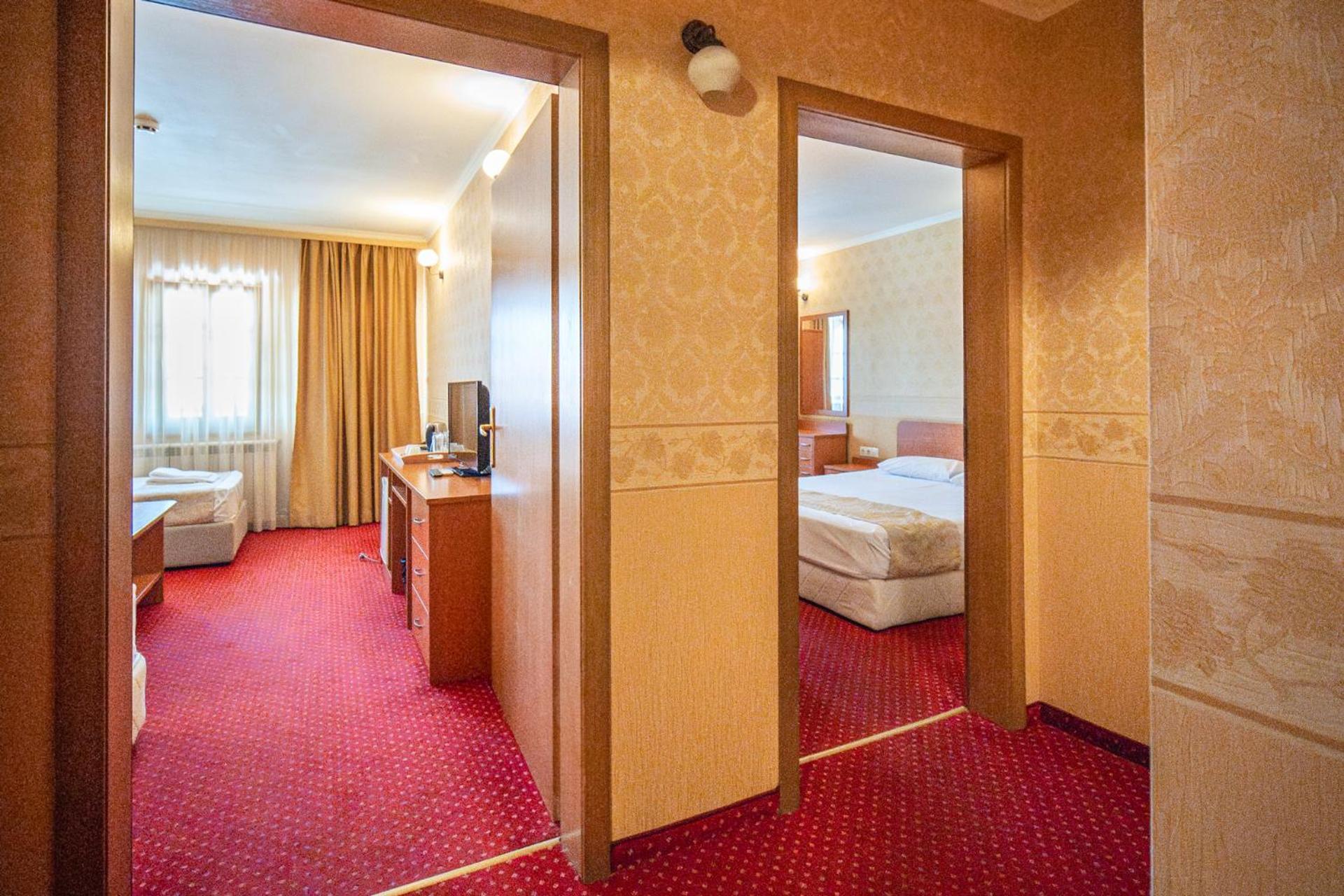 Sevastokrator Relax & Congress Hotel อาร์บานาซิ ภายนอก รูปภาพ