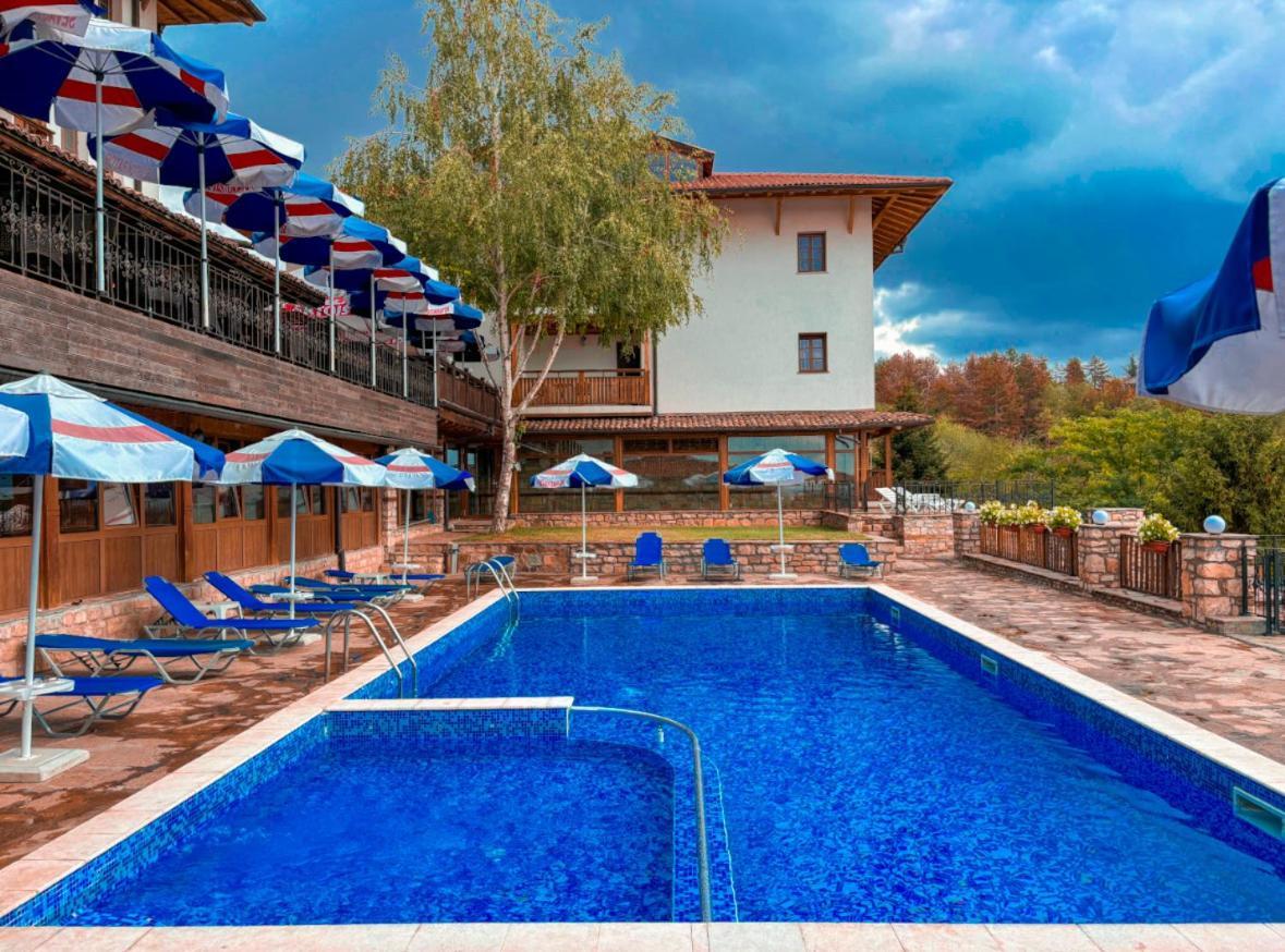 Sevastokrator Relax & Congress Hotel อาร์บานาซิ ภายนอก รูปภาพ